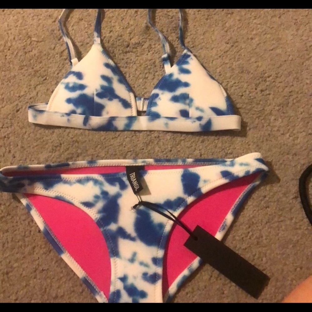 Triangl tie dye bikini